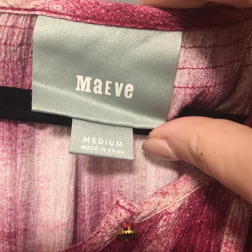 Raspberry blouse - Picture 2 of 3